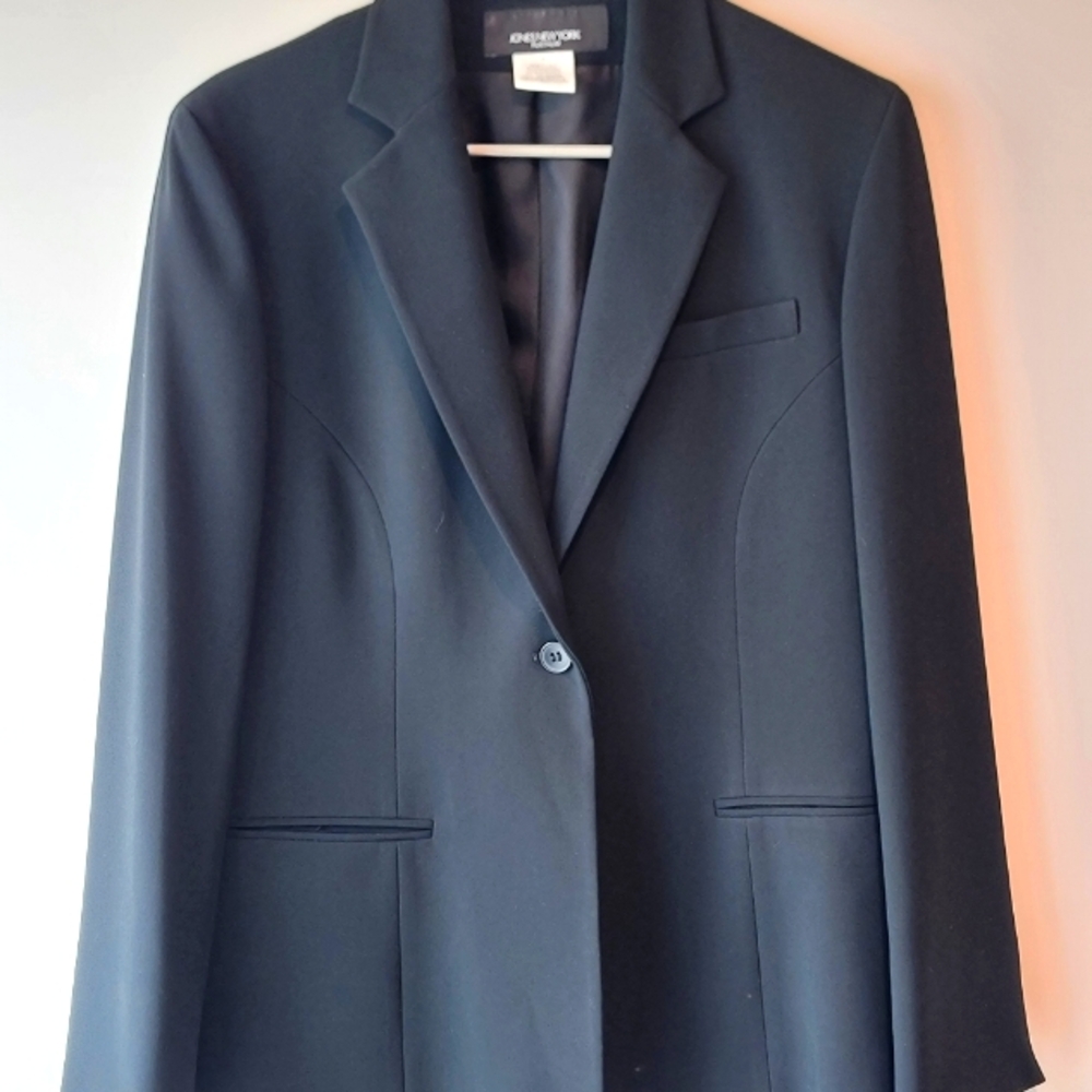 Jones New York Platinium Black women size 8 Blazer made in Usa